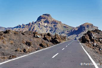 Route dans le Parc national du Teide - Tenerife